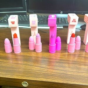 Jeffree star lipstick velvet-1